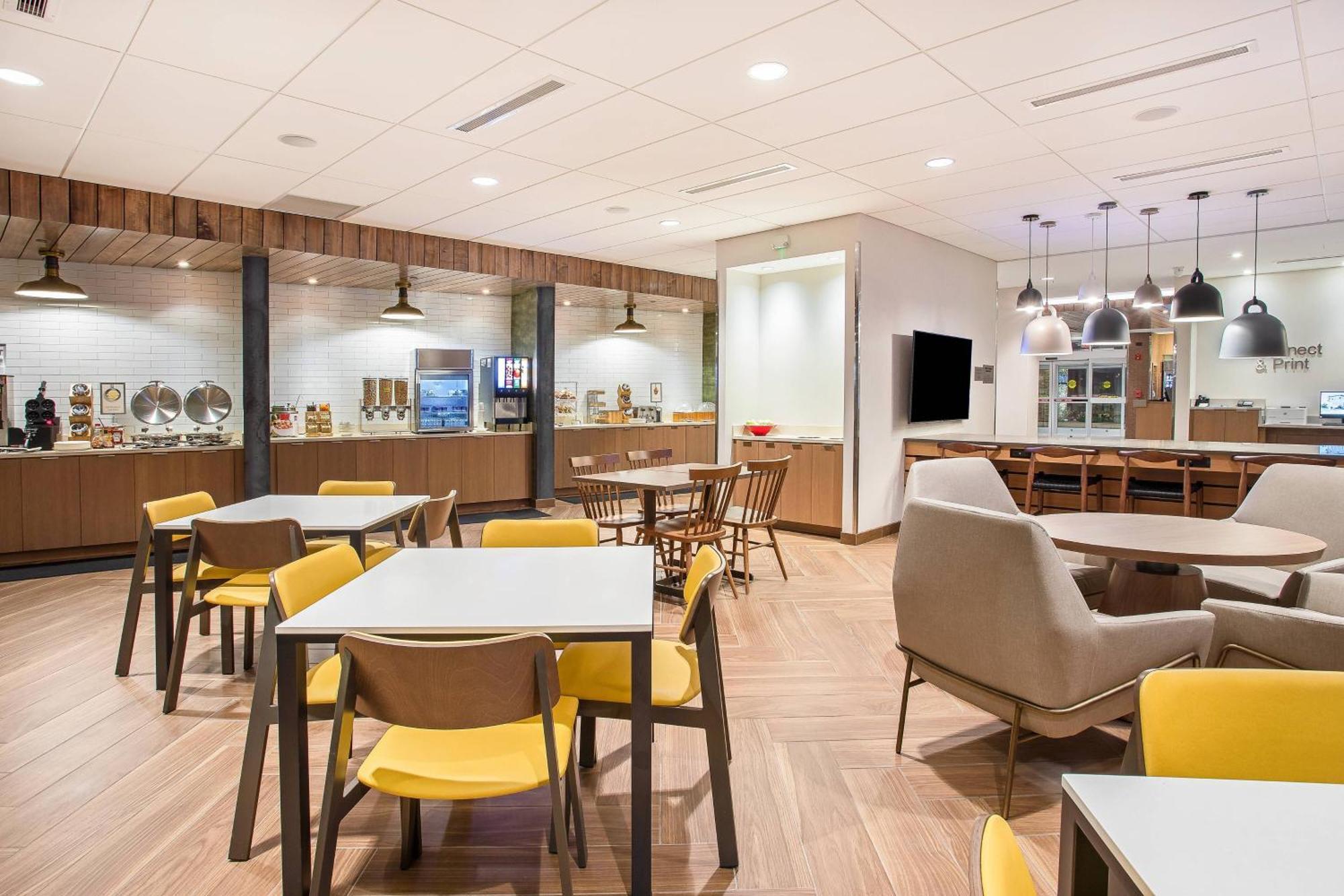 Fairfield Inn&suites By Marriott Hotel 3*